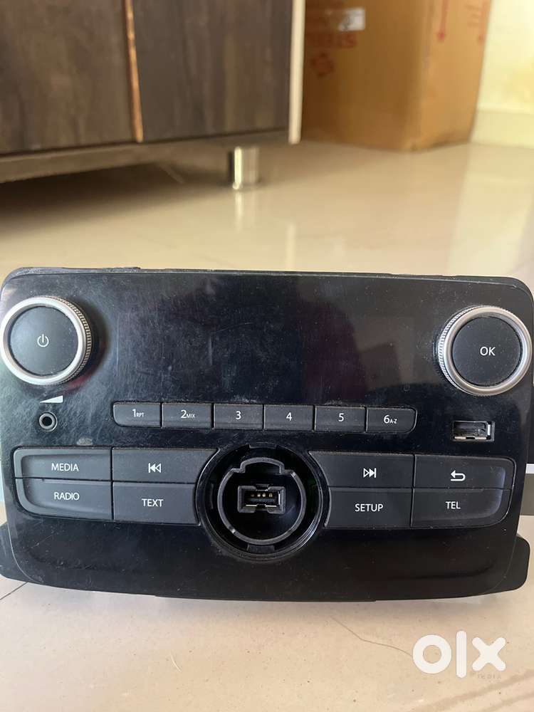 Renault Triber car Audio player showroom