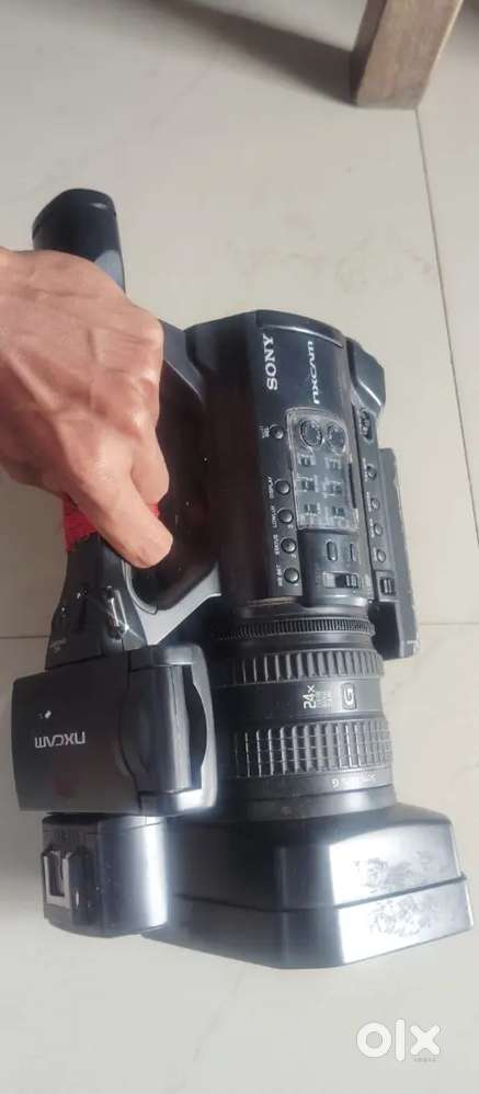 Sony Nx 100
