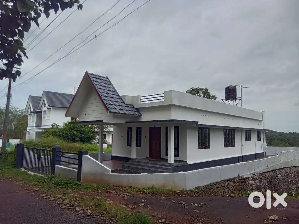Kaduthuruthi muttuchira 6 cent 3 bhk new house, loan also provided