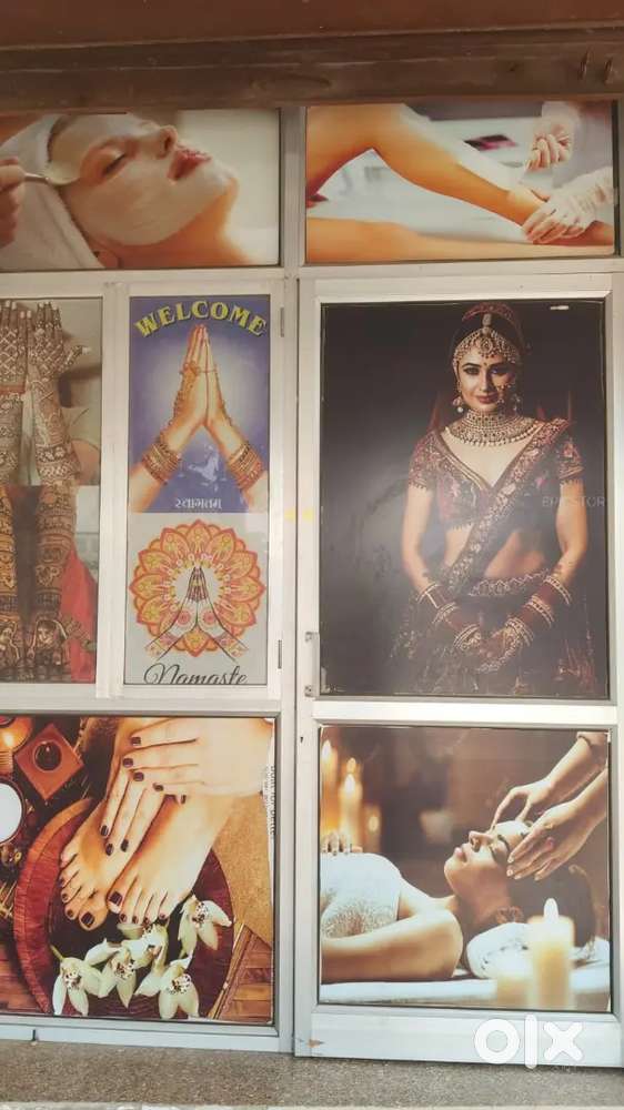 4 years old beauty parlour