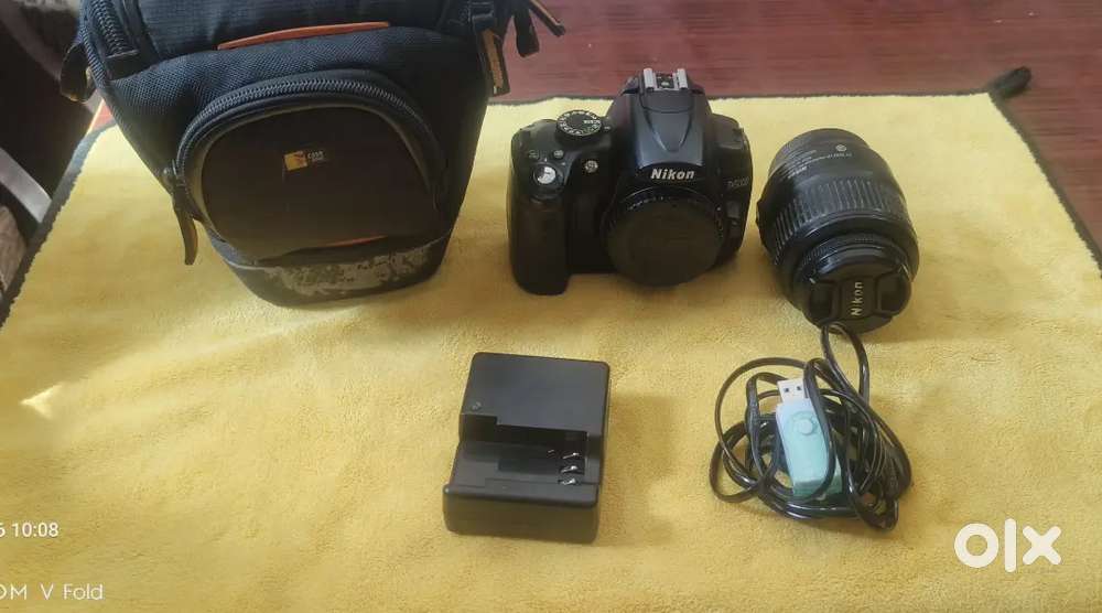 Nikon D5000