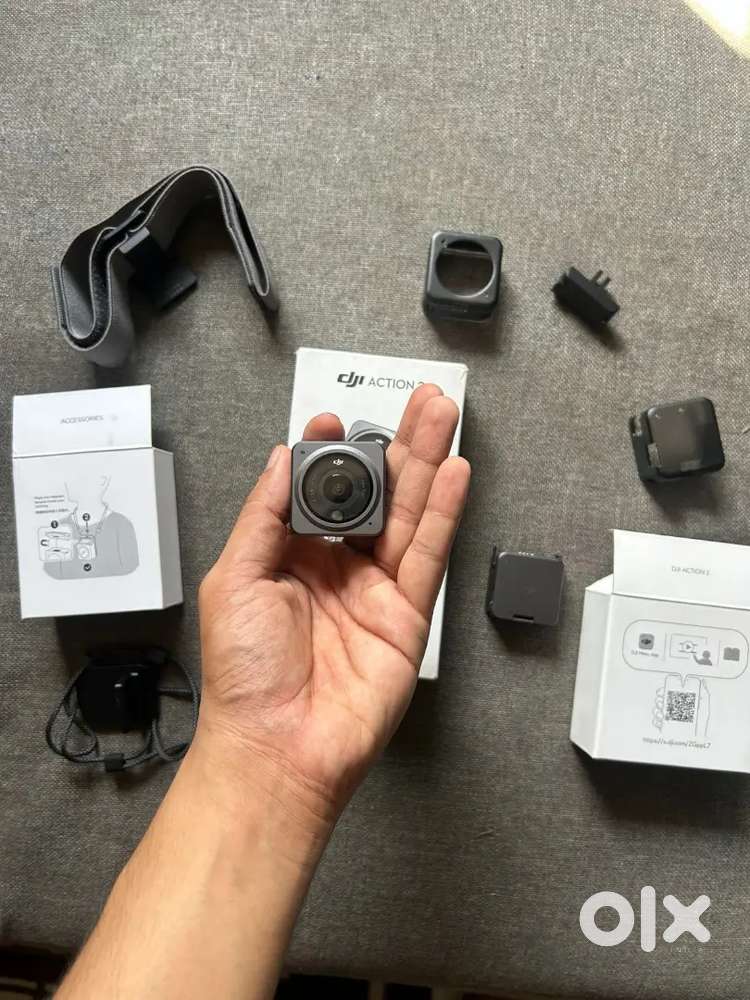 DJI Action 2 Camera 128GB Power Combo - Premium Condition