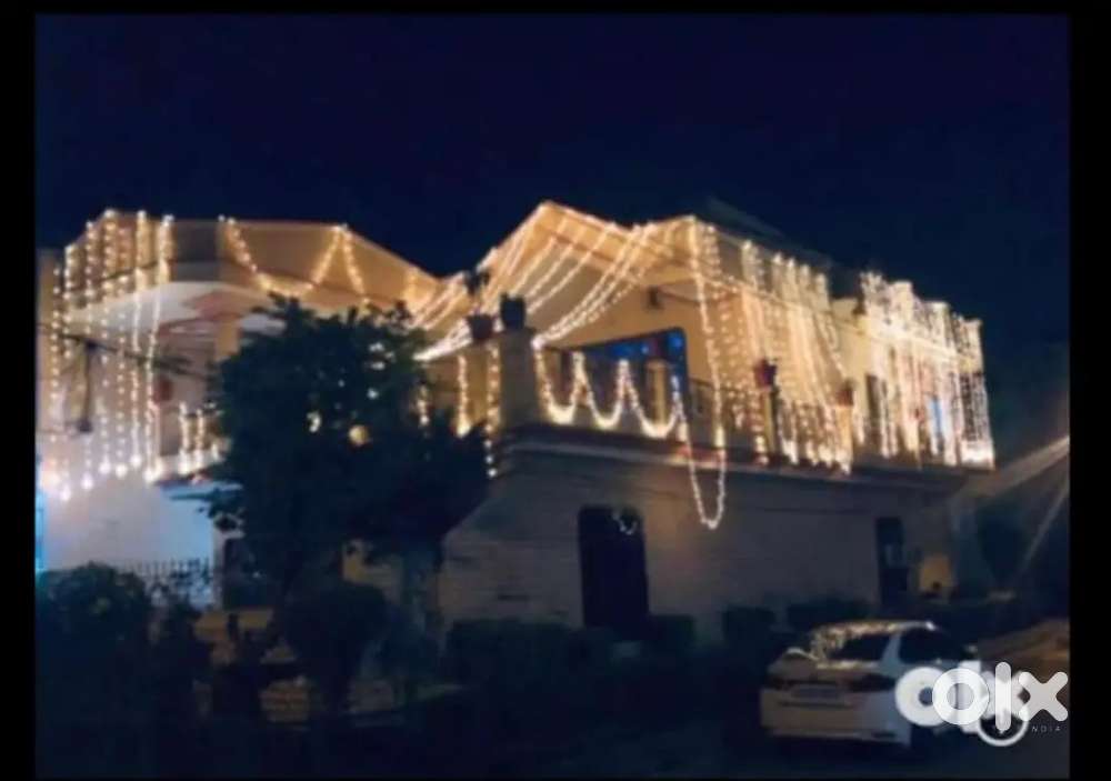 2 room set available for rent