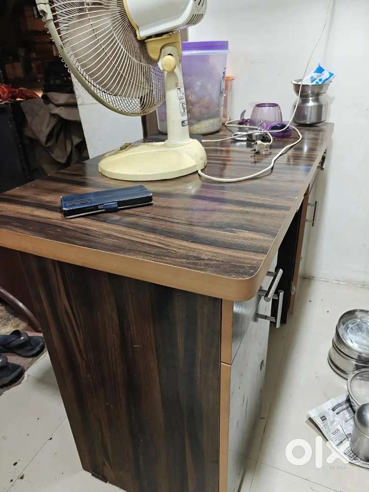 Computer Table
