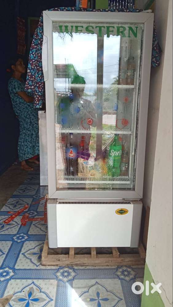 Western DDisplay Fridge