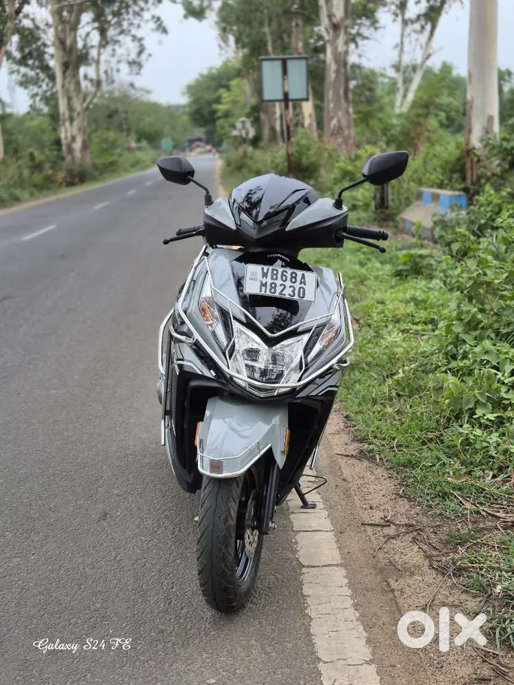 Honda Dio smart 125 good condition
Age -1yr 11mnt only