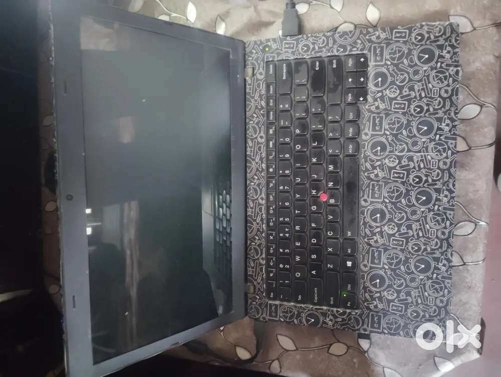 Lenovo ThinkPad i5 6300U