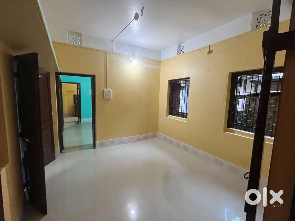 Ground Floor available for Commercial Rent