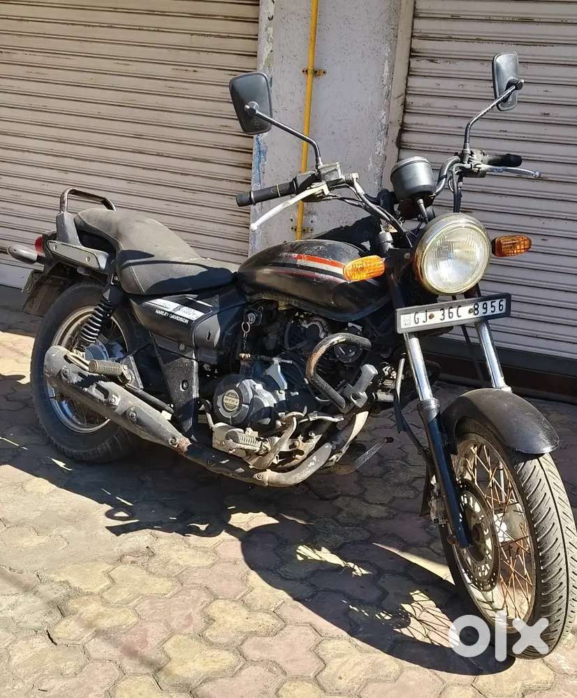 Bajaj avenzer 220