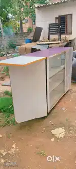 Shop counter