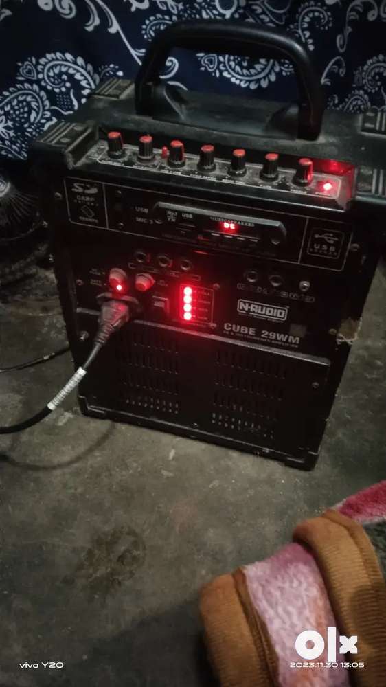 Audio amplifier good condition