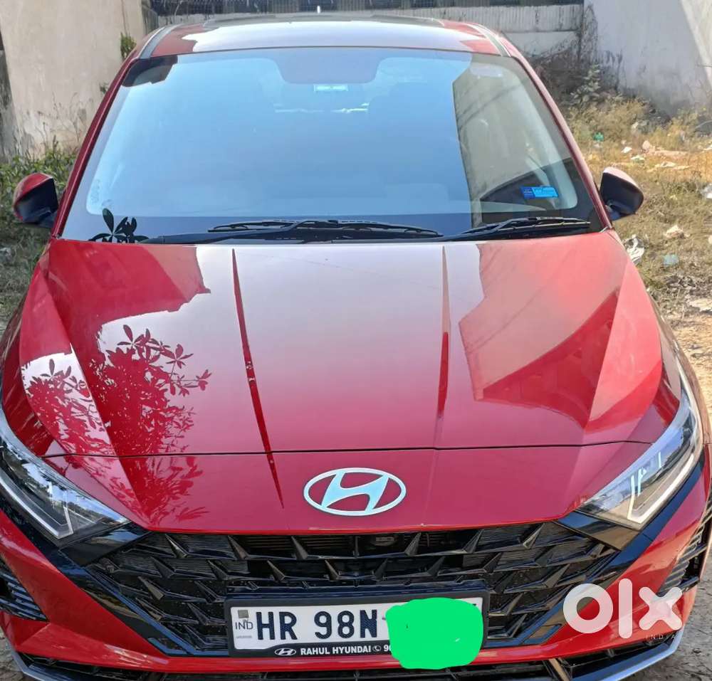 SHOW ROOM CONDITION NEW I20 IVT PETROL Asta (O)