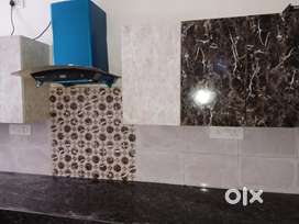 2bhk ground floor owner free flat indipendent on road