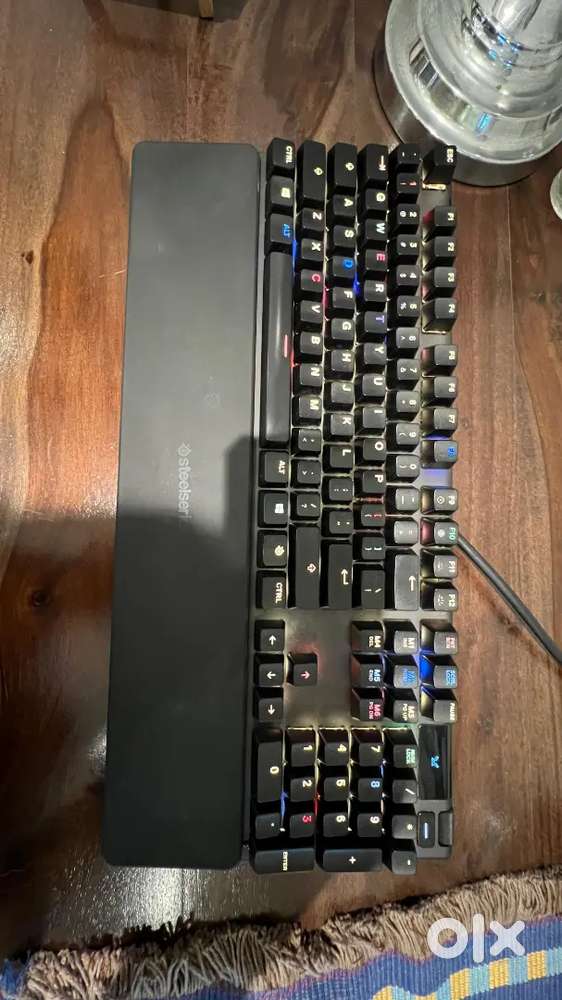 SteelSeries Apex PRO gaming keyboard