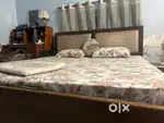 King size box bed