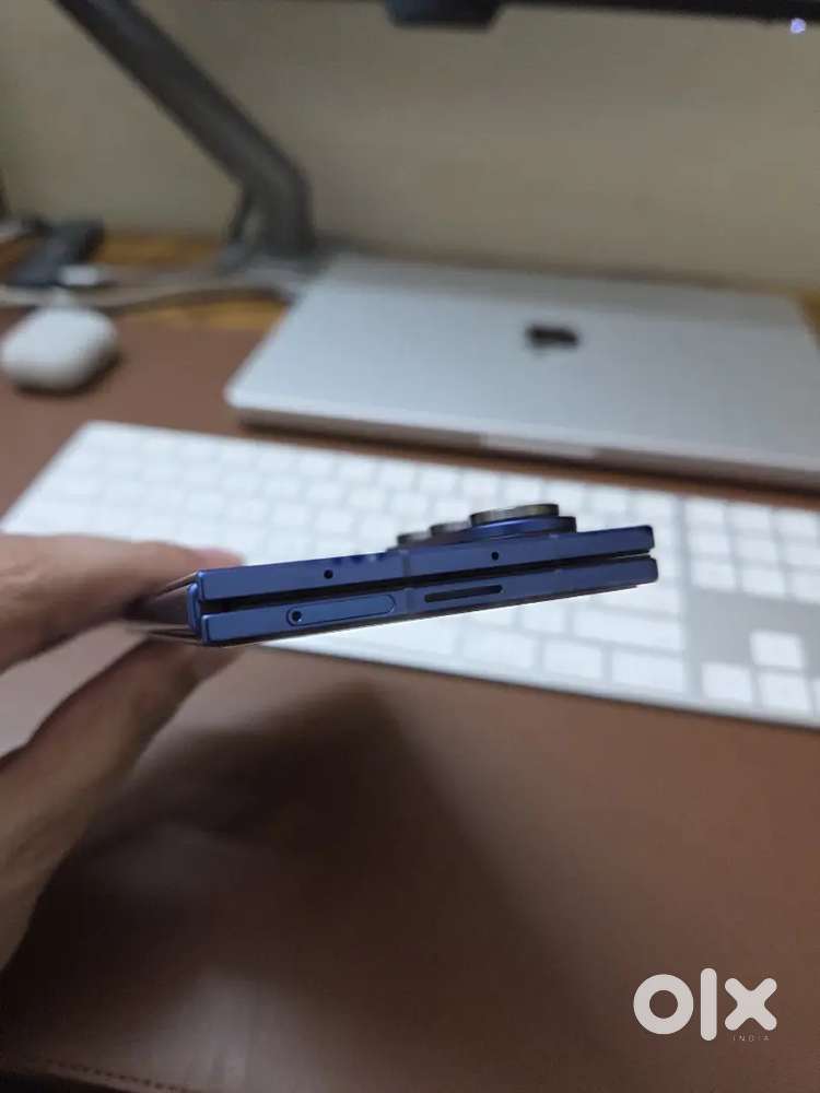 Z Fold 7 512GB, 12GB RAM Blue, 1 month old
