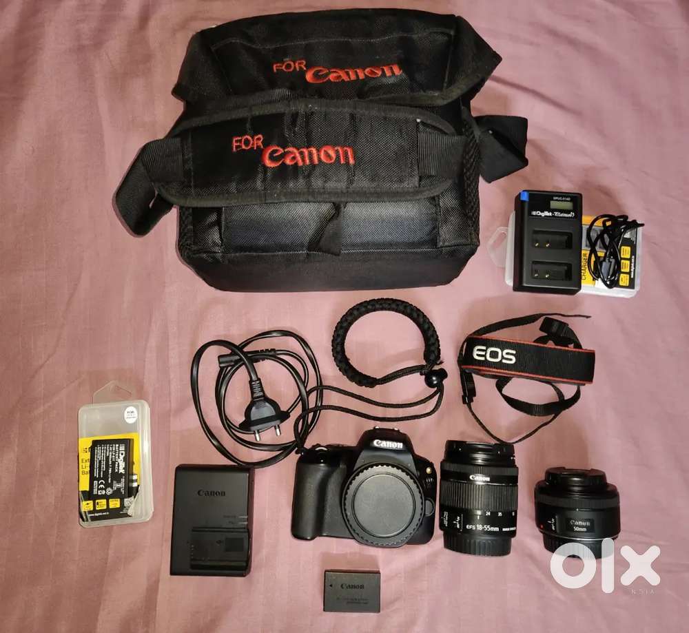 Canon 200D with dual lens