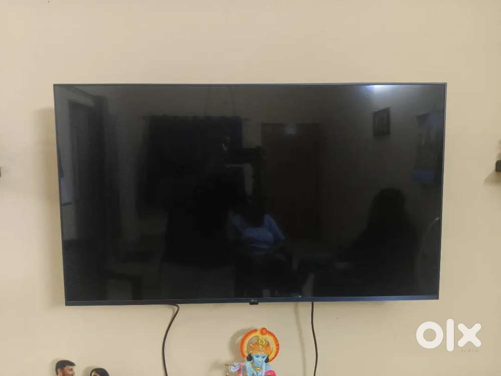 LG UHD 4K smart TV