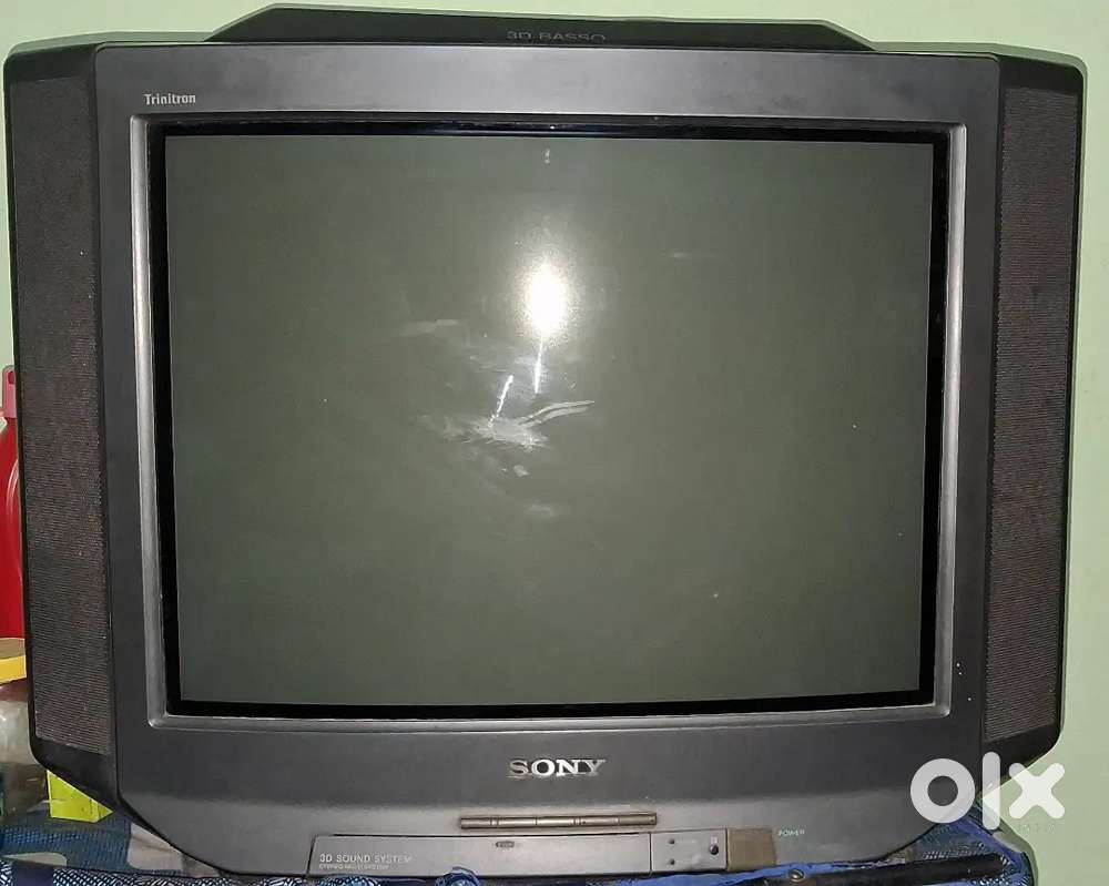 Sony trinitron television 21 inch in running condition