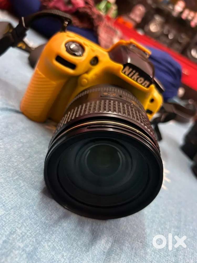 Nikon D750 (24-120 Kit Lens) , Sony Zve-10 (16-50) , Panasonic ux90 4k