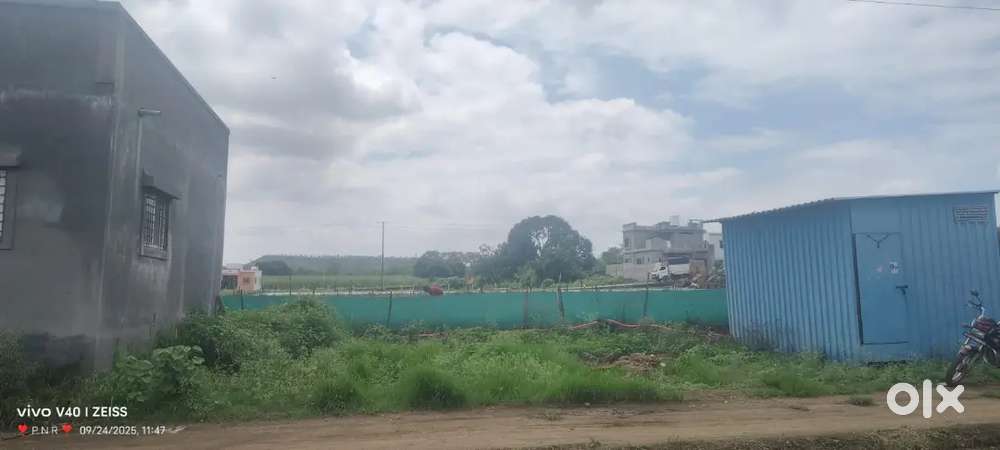 450 sq.ft Plot For Urgent Sell