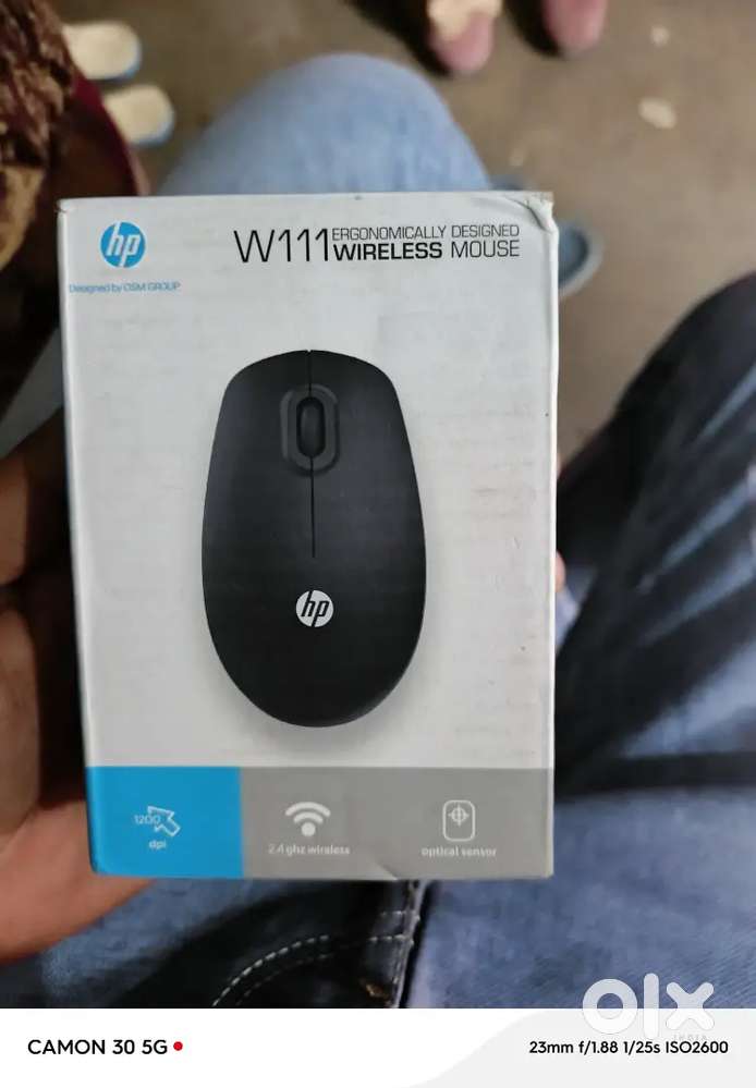 Hp w111 ergonomically designed wireless mouse