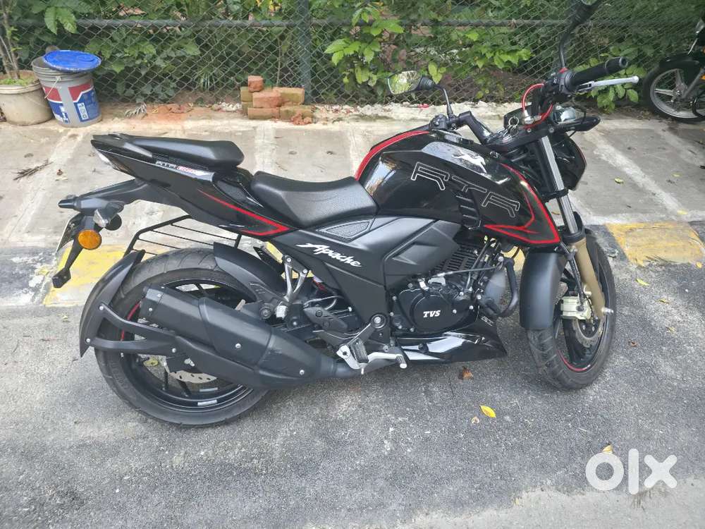 2023 TVS Apache RTR 200 4V