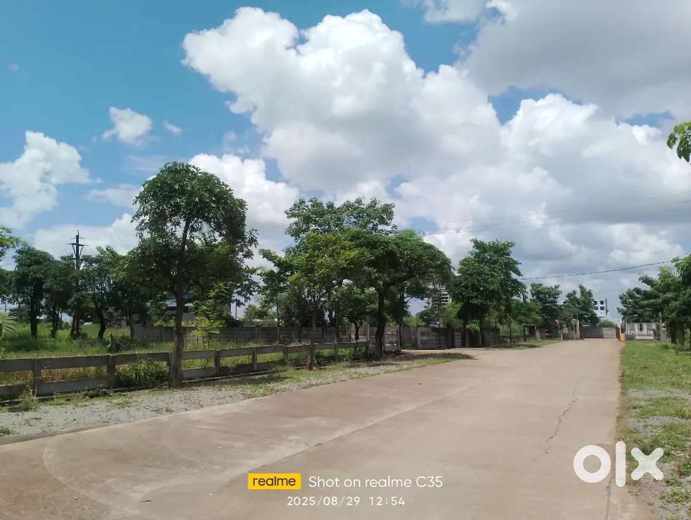 केवल 11.20 लाख  आवासीय भूखंड, रहने योग्य कॉलोनी।