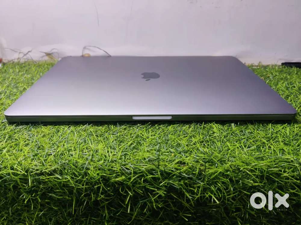MacBook Pro A2141