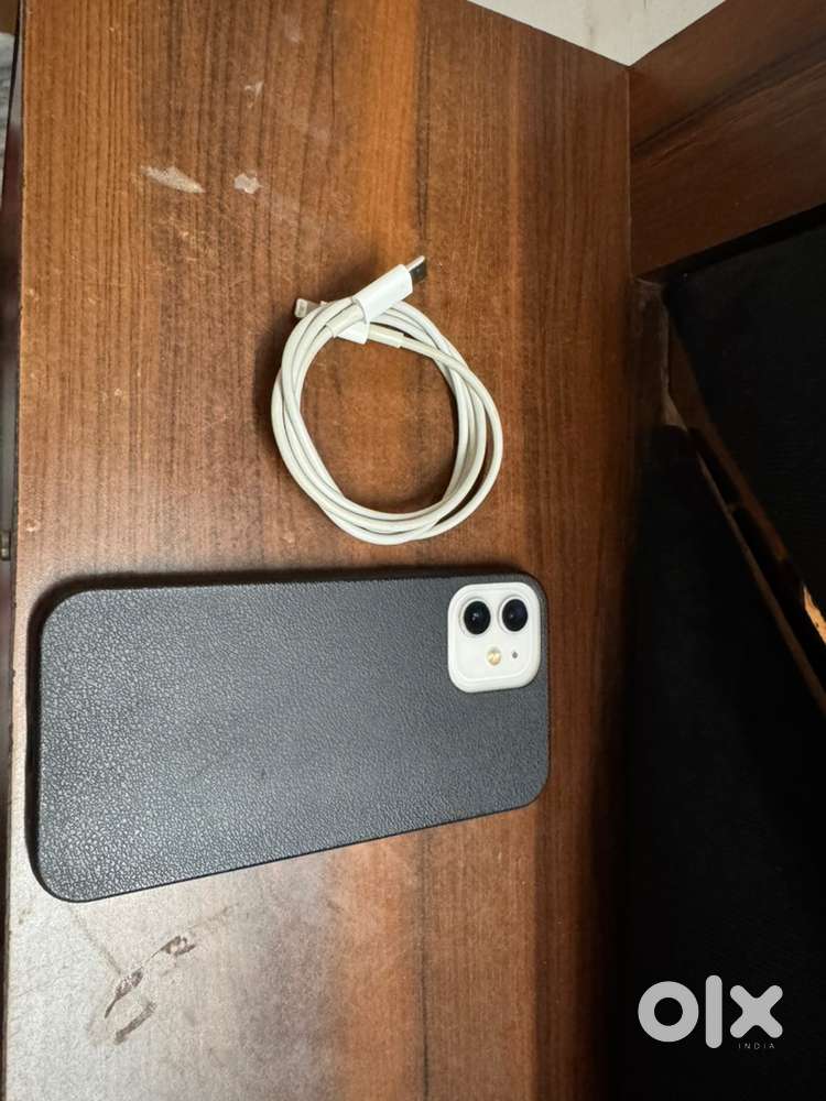 Iphone 12 white 64 GB