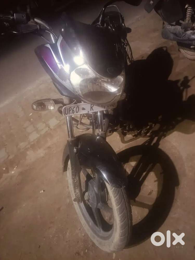 Bajaj discover 100cc in very good condition