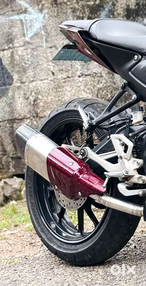 AKRAPOVIC R1 EXHAUST AND BEND PIPE SUITABLE FOR MT15/R15