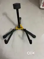 Hercules guitar stand