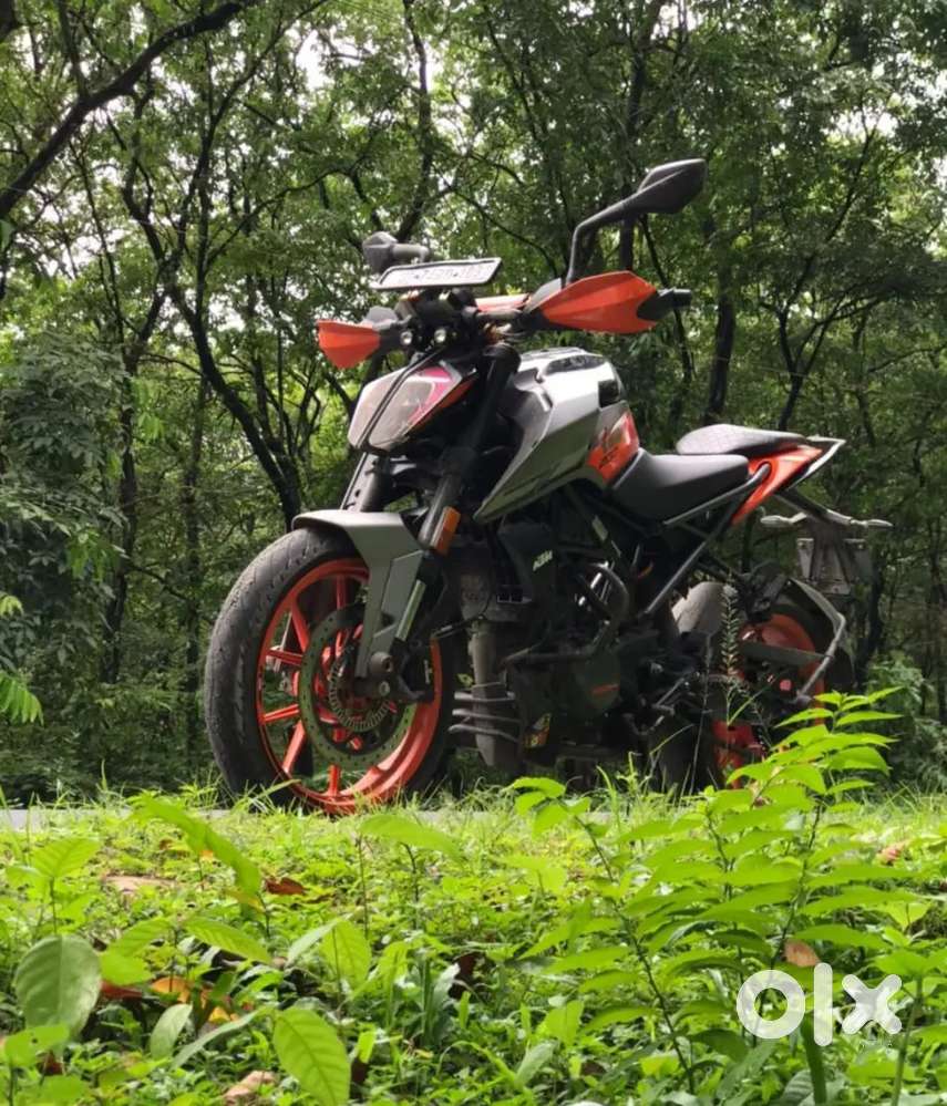 Good in condition no scratches no problems