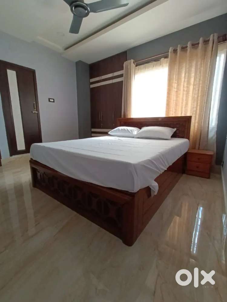 Full furnished 3 bhk with 3 washroom at chandmari near aei institute
