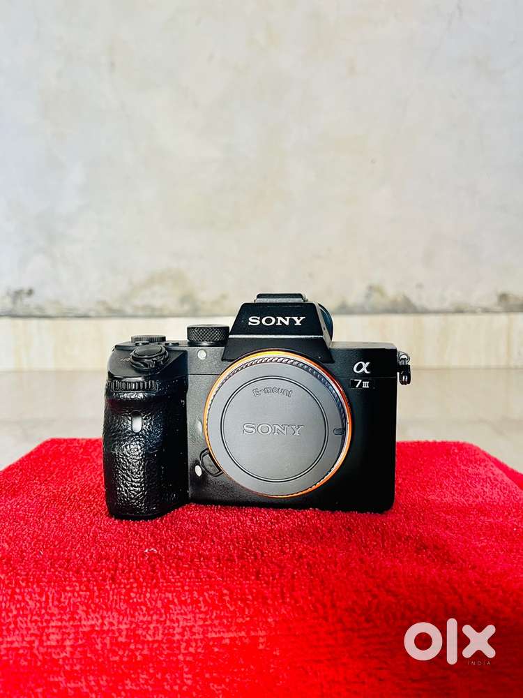 Sony a7miii camera with 35mm lense