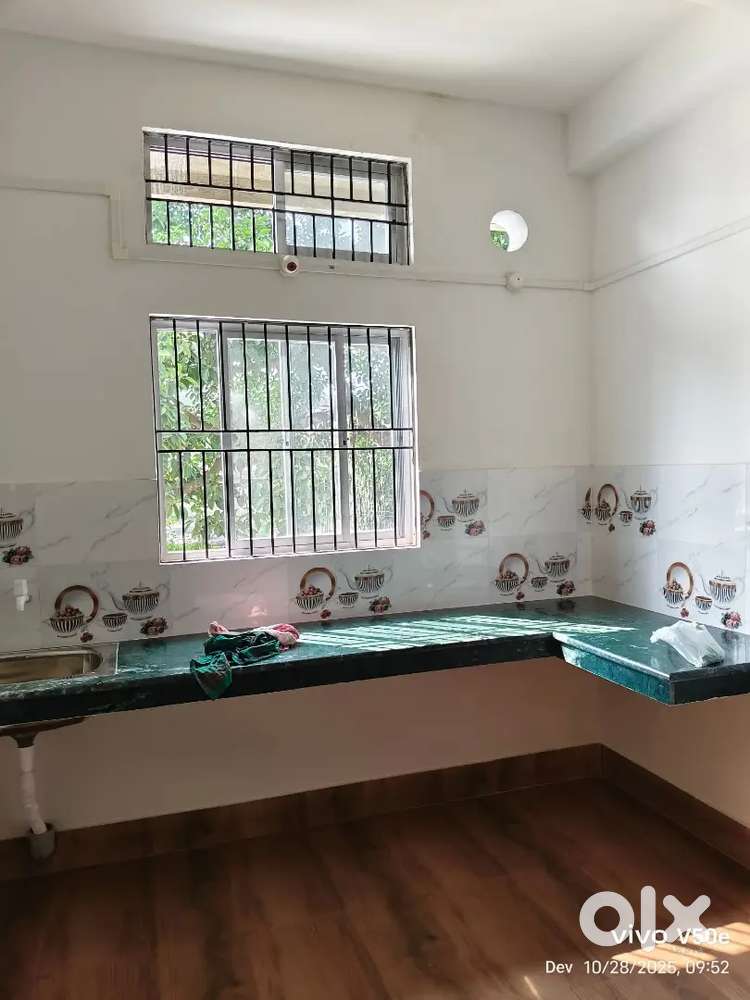 Sixmile Borbari Tinali