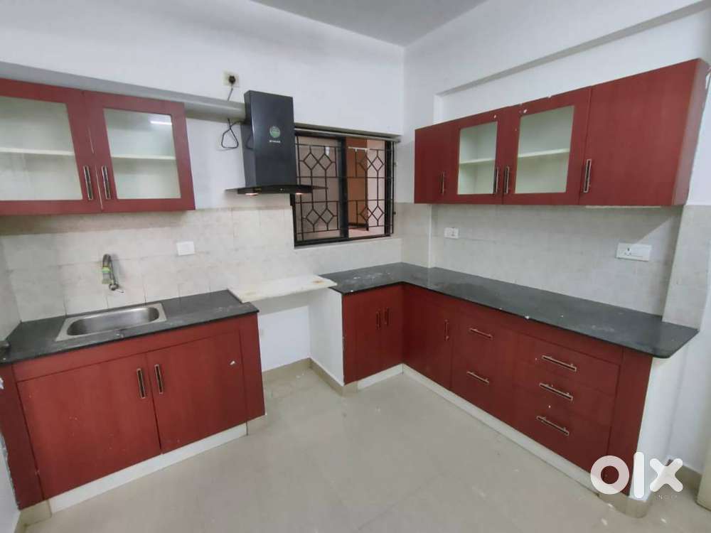 3 BHK FLAT NEAR SEAPORT ROAD 600 MTR