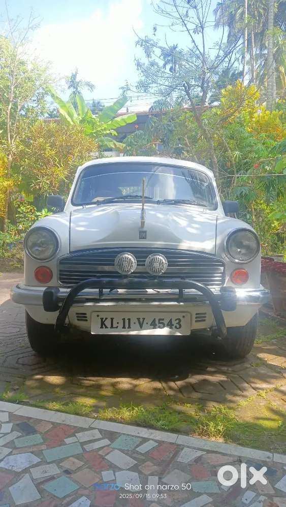 Ambassador Ambassador 2005 Diesel 130000 Km Driven
