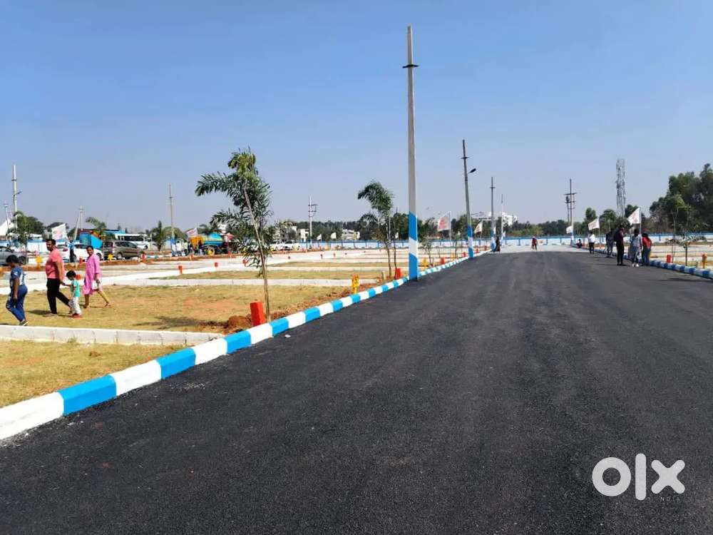 40फिट रोड पर प्लॉट जिला पंचायत से अप्रूव्ड सोसाइटी में बैंक लोन केसाथ
