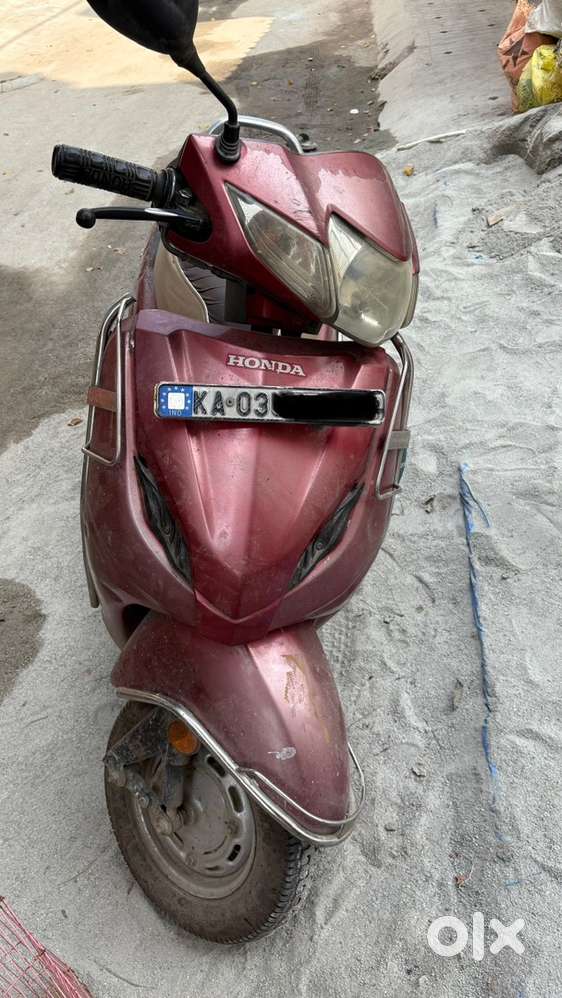 109cc BS4 engine with an 8bhp power output. CBS Breaking system