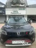Mahindra XUV300 W8 Option Dual Tone, 2023, Petrol