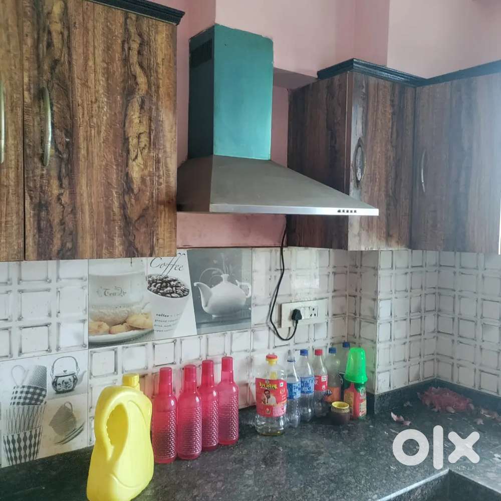 3bhk semi furnished apartment for rent