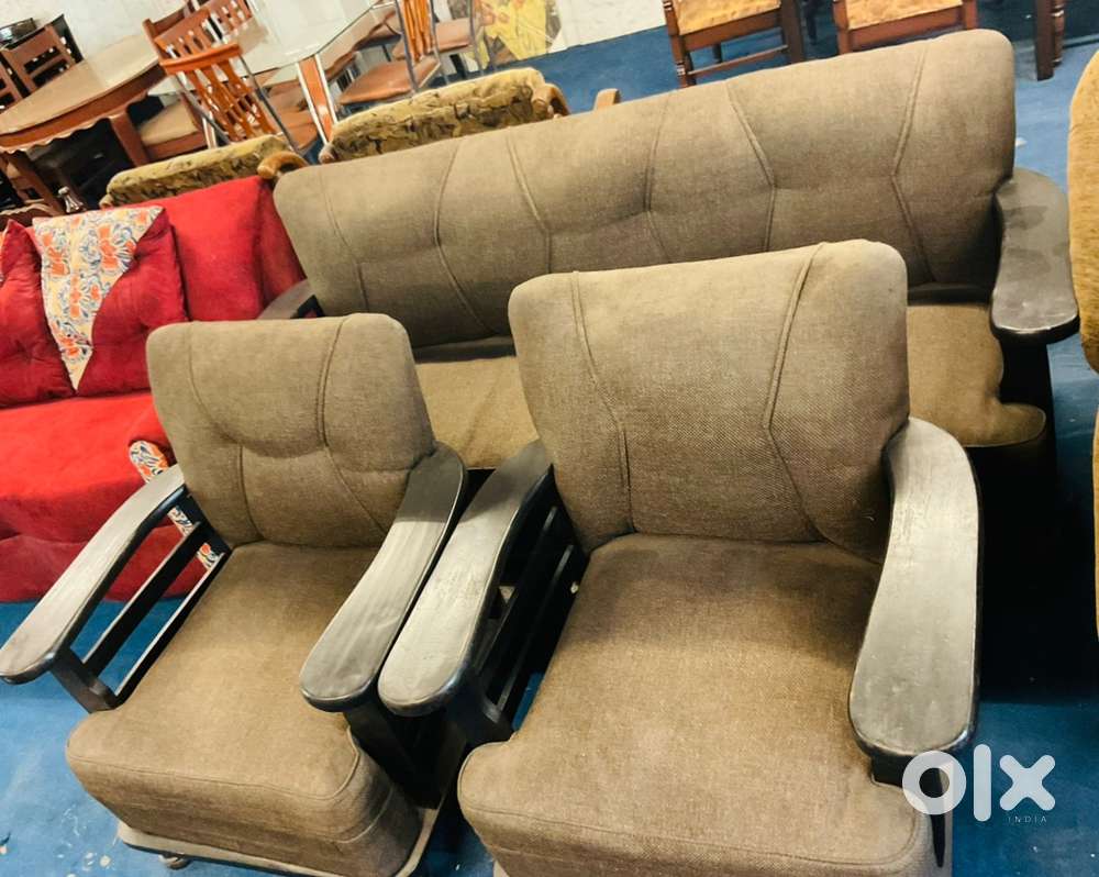 Sofa set at minimum price