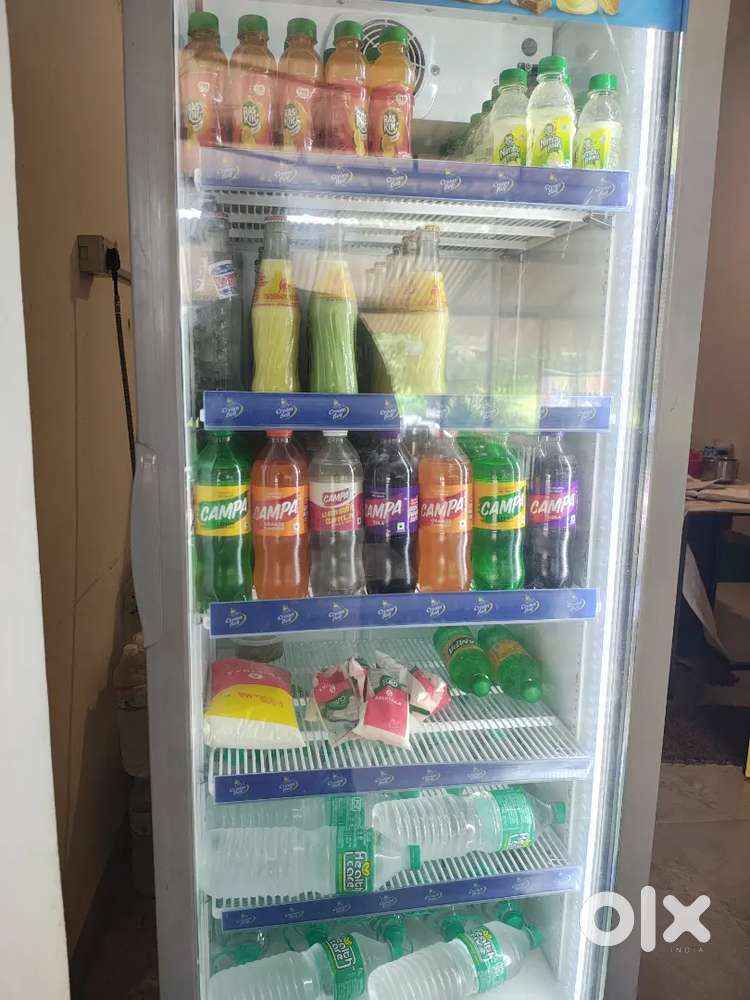 Cool drinks fridge