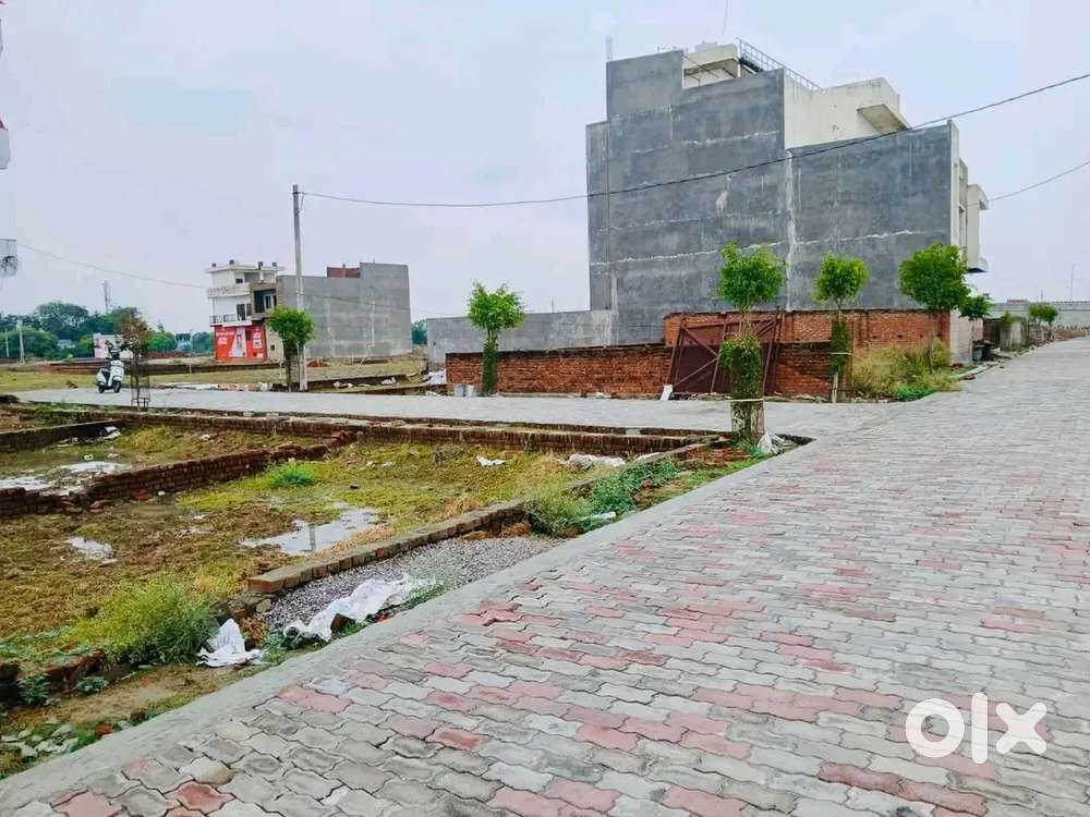 कम से कम दाम में बना बनाया घर बहुत ही बेहतरीन लोकेशन में सीतापुर रोड