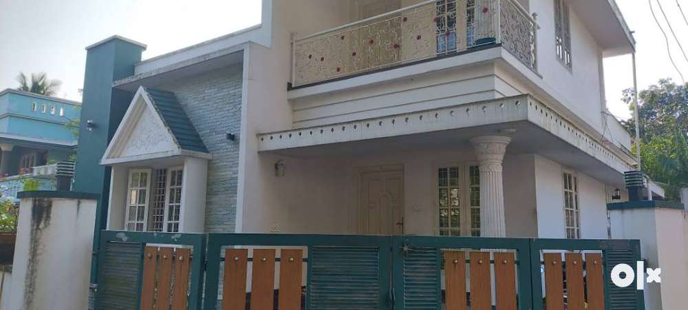 3BHK 1300Sqft Semi Furnished House for Sale at Aluva for Rs 56Lakhs