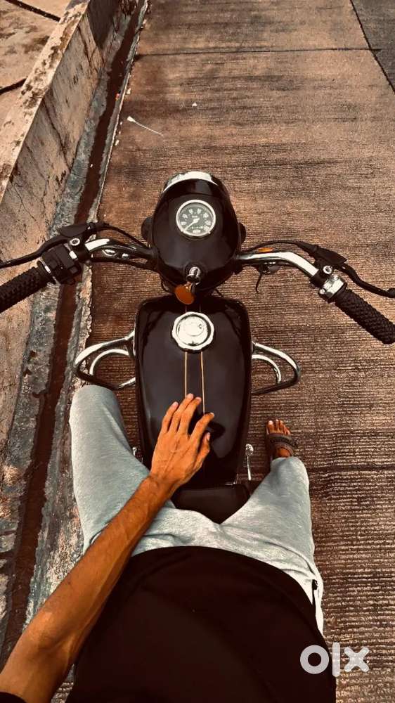 Yezdi d classic 250