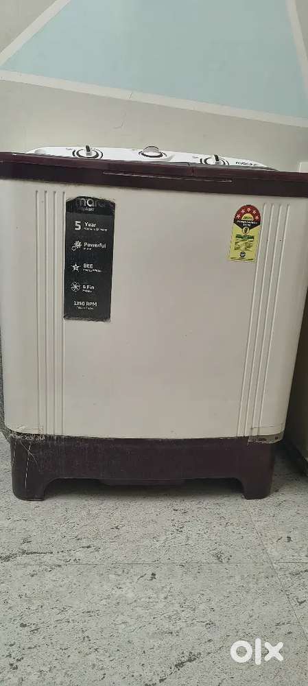 Washing machine ( good condition) -2023 model