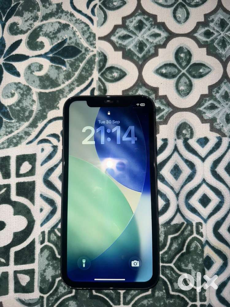 Iphone 11 (128) GB black